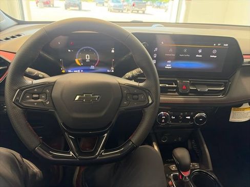 New 2026 Chevrolet TrailBlazer RS w/ Convenience Package AWD/4WD image 17