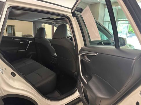 Certified 2025 Toyota RAV4 XLE w/ Convenience Package AWD/4WD image 27