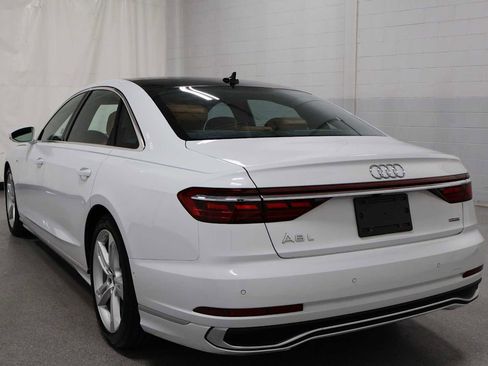 Used 2025 Audi A8 L 3.0T AWD/4WD image 3