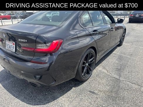 Used 2022 BMW 330i Sedan w/ M Sport Package RWD image 5