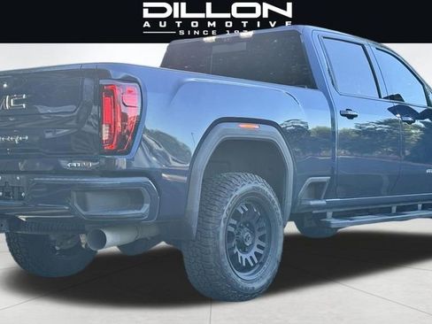 Used 2020 GMC Sierra 2500 AT4 w/ AT4 Premium Package AWD/4WD image 10