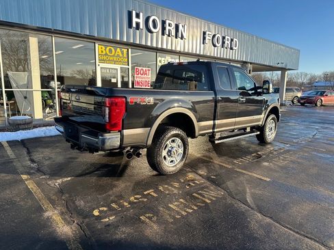 Used 2020 Ford F250 Lariat w/ Chrome Package image 5