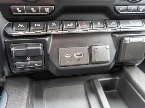 Used 2019 Chevrolet Silverado 1500 LTZ w/ LTZ Premium Package image 30