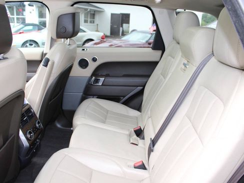 Used 2018 Land Rover Range Rover Sport HSE AWD/4WD image 21