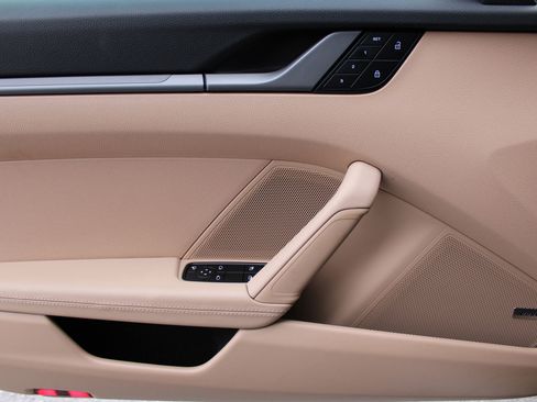 Certified 2024 Porsche 911 Carrera S image 14