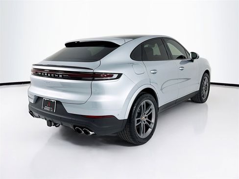New 2026 Porsche Cayenne Coupe image 9