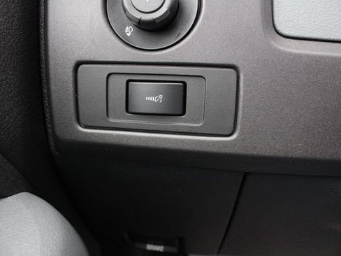 Used 2013 Ford F150 STX w/ Mid Equipment Group AWD/4WD image 7