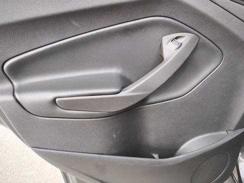 Used 2018 Ford Escape SE w/ Ford Safe & Smart Package image 16