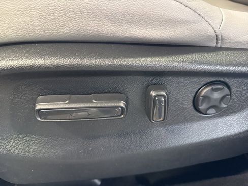 Used 2019 Honda CR-V EX-L image 22