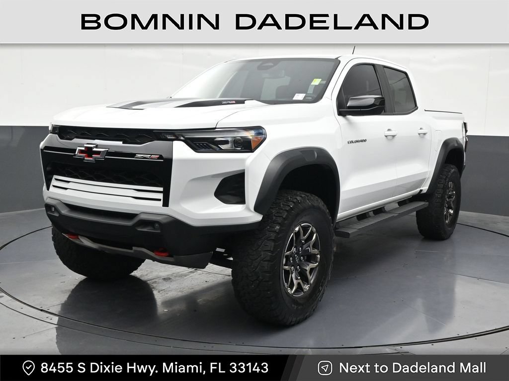 Used 2024 Chevrolet Colorado ZR2 AWD/4WD image 1