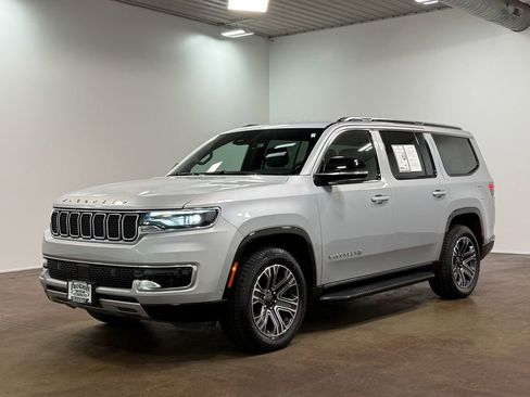 Used 2024 Jeep Wagoneer Series II image 29