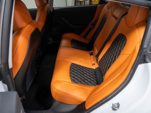 Used 2019 Tesla Model 3 Long Range image 50