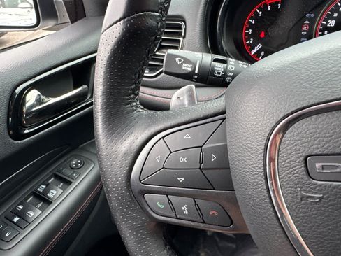 Used 2022 Dodge Durango R/T w/ Blacktop Package AWD/4WD image 19