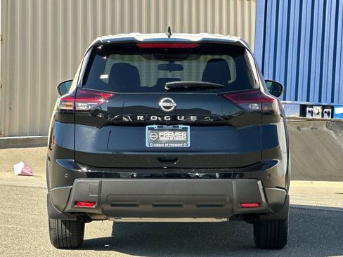 Certified 2025 Nissan Rogue S image 5