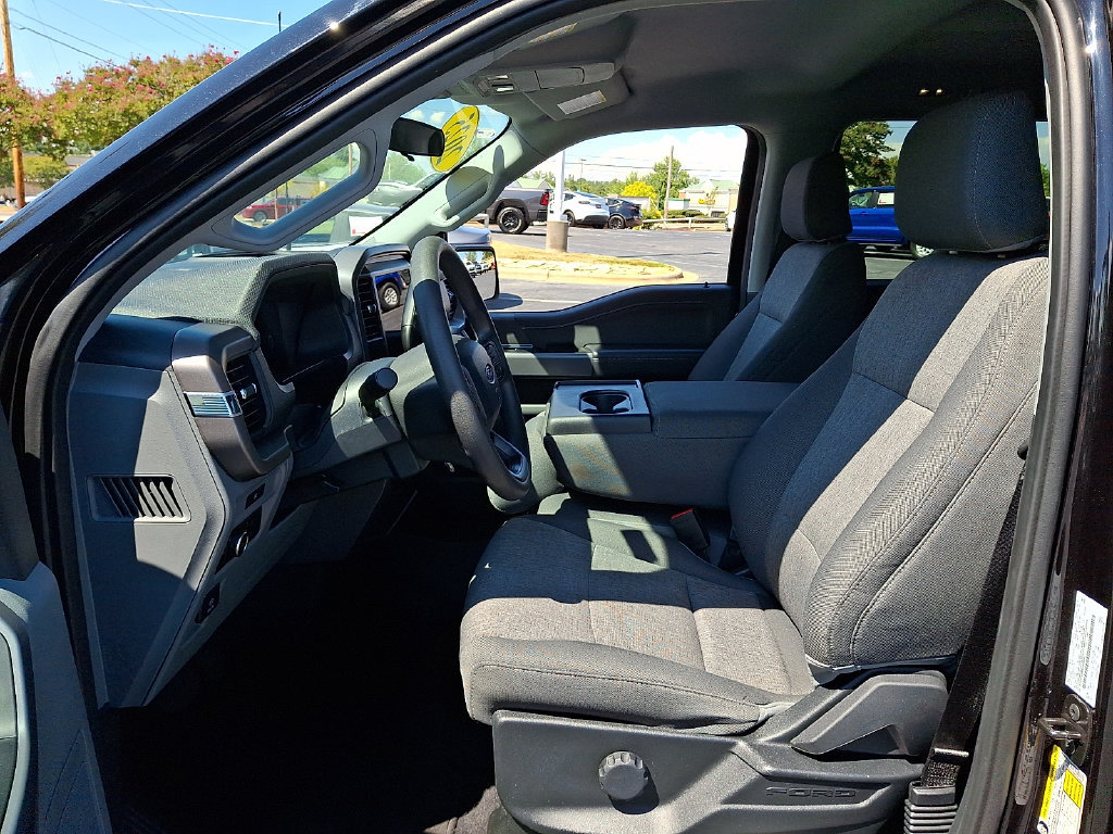 Used 2025 Ford F150 XLT AWD/4WD image 13