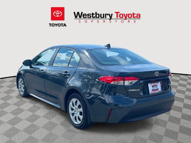 Used 2024 Toyota Corolla LE FWD image 11