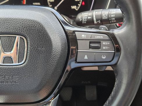 Used 2023 Honda Pilot Touring image 22