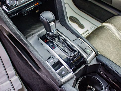 Used 2019 Honda Civic Sport image 26