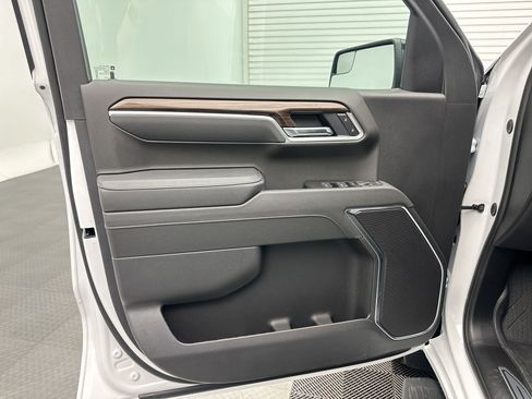 Certified 2026 Chevrolet Silverado 1500 RST w/ LPO, Dark Essentials Package AWD/4WD image 13