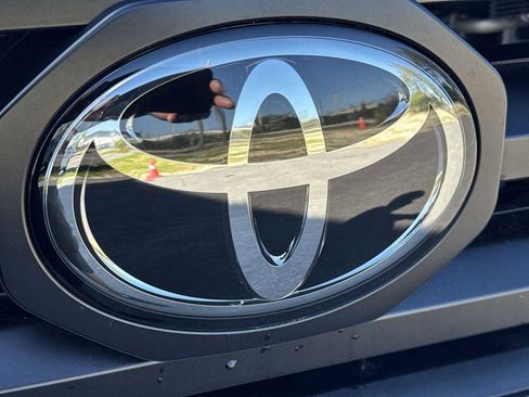 Used 2023 Toyota Tacoma SR image 10