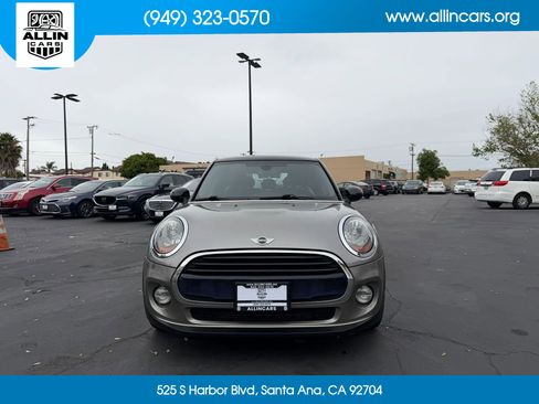 Used 2016 MINI Cooper 4-Door Hardtop FWD image 2