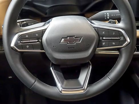 New 2026 Chevrolet Equinox ACTIV w/ Convenience Package III AWD/4WD image 22