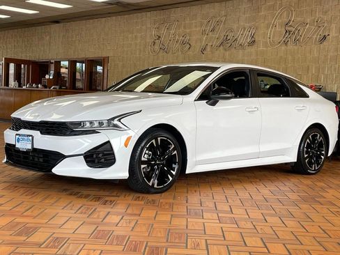 Used 2022 Kia K5 GT-Line AWD/4WD image 4