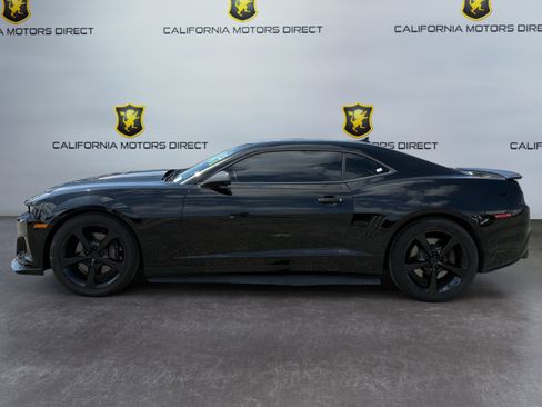 Used 2015 Chevrolet Camaro SS w/ RS Package RWD image 2