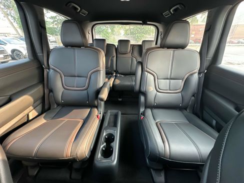 New 2026 Nissan Armada SL w/ Captain's Chari Seat Package AWD/4WD image 28