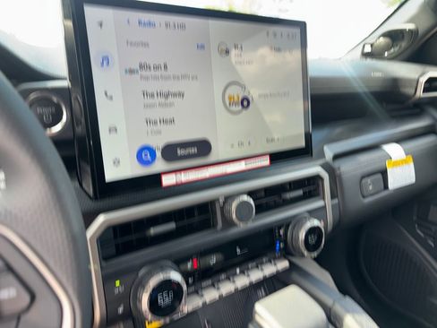 New 2026 Toyota 4Runner Limited AWD/4WD image 19