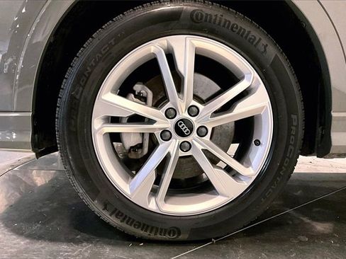 Used 2024 Audi Q3 2.0T Premium Plus image 8