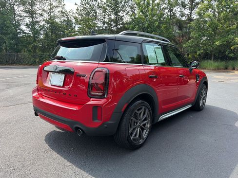 Used 2022 MINI Cooper Countryman S w/ Premium Package FWD image 9