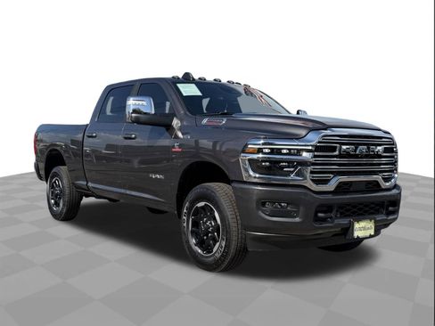 Used 2025 RAM 2500 Laramie AWD/4WD image 7