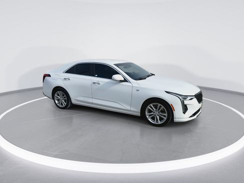Used 2023 Cadillac CT4 Luxury image 10