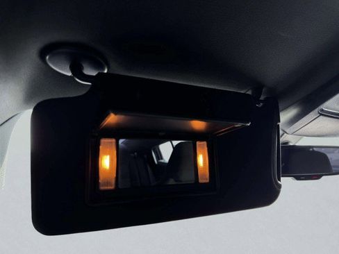 Used 2019 Dodge Charger Scat Pack w/ Navigation & Travel Group image 87