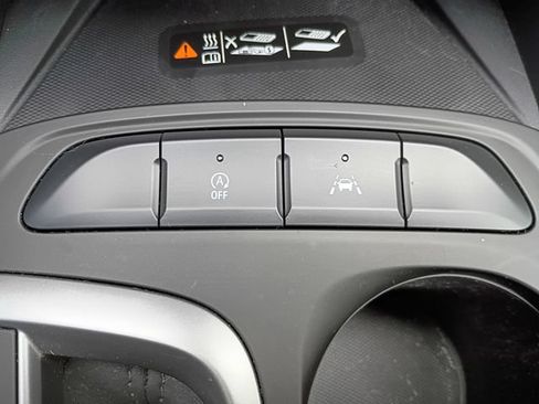 Used 2024 Buick Envista Preferred w/ Convenience I Package FWD image 18