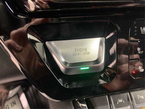 Used 2023 GMC Sierra 1500 AT4 w/ AT4 Premium Package image 28