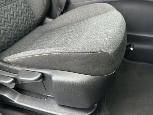 Used 2024 Chevrolet Equinox LT AWD/4WD image 33