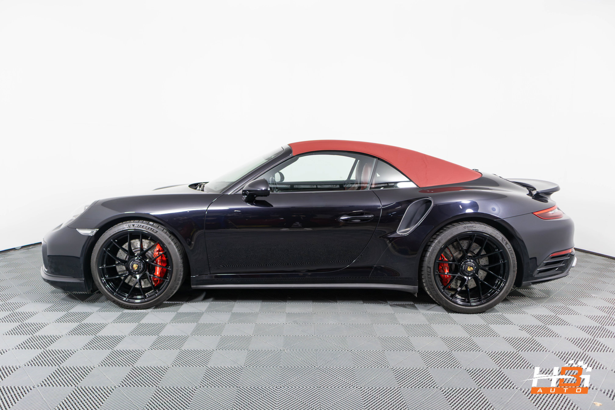 Used 2019 Porsche 911 Turbo AWD/4WD image 8