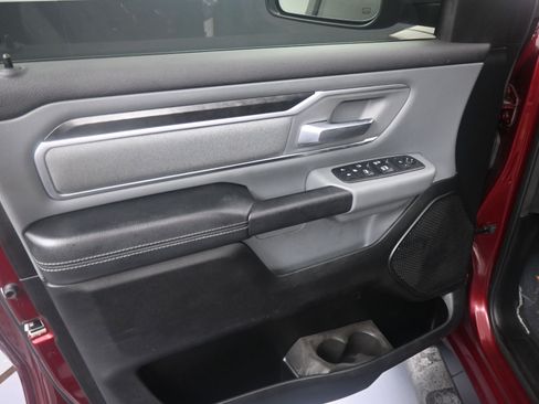 Used 2019 RAM 1500 Big Horn image 13