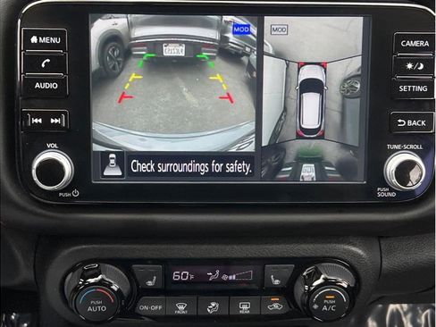 Used 2023 Nissan Kicks SR w/ SR Premium Package FWD image 16
