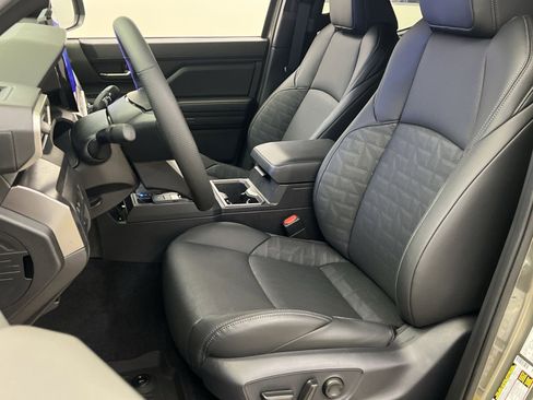 New 2026 Toyota Tacoma TRD Sport image 5