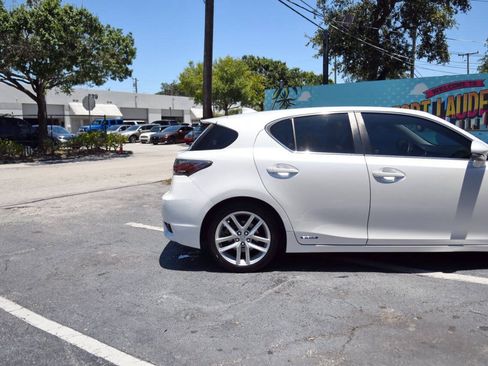 Used 2015 Lexus CT 200h FWD image 34