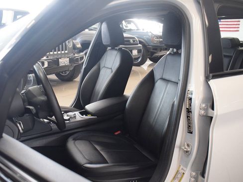Used 2022 Alfa Romeo Giulia Ti RWD image 40