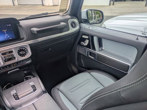 Certified 2025 Mercedes-Benz G 550 image 17