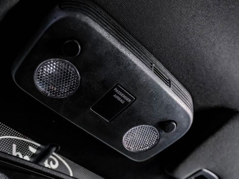 Used 2016 Ford Mustang V6 Coupe 2D image 17