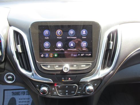 Used 2022 Chevrolet Equinox Premier AWD/4WD image 13