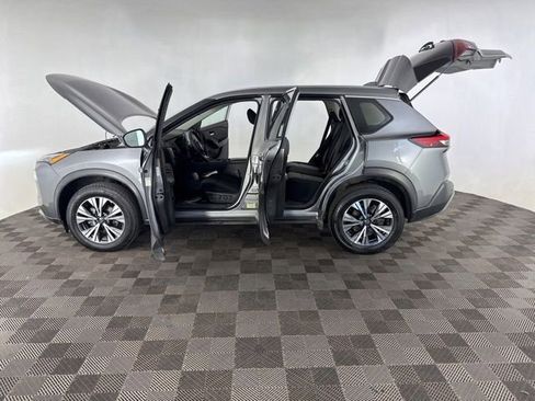 Used 2021 Nissan Rogue SV AWD/4WD image 11