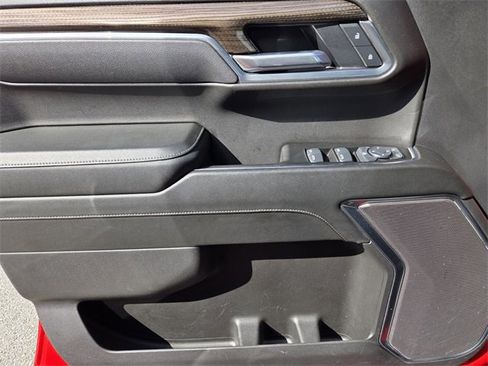 Certified 2025 Chevrolet Silverado 1500 LT image 29