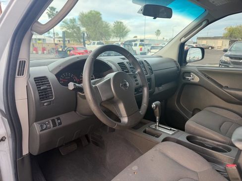 Used 2007 Nissan Frontier XE w/ Preferred Pkg image 18